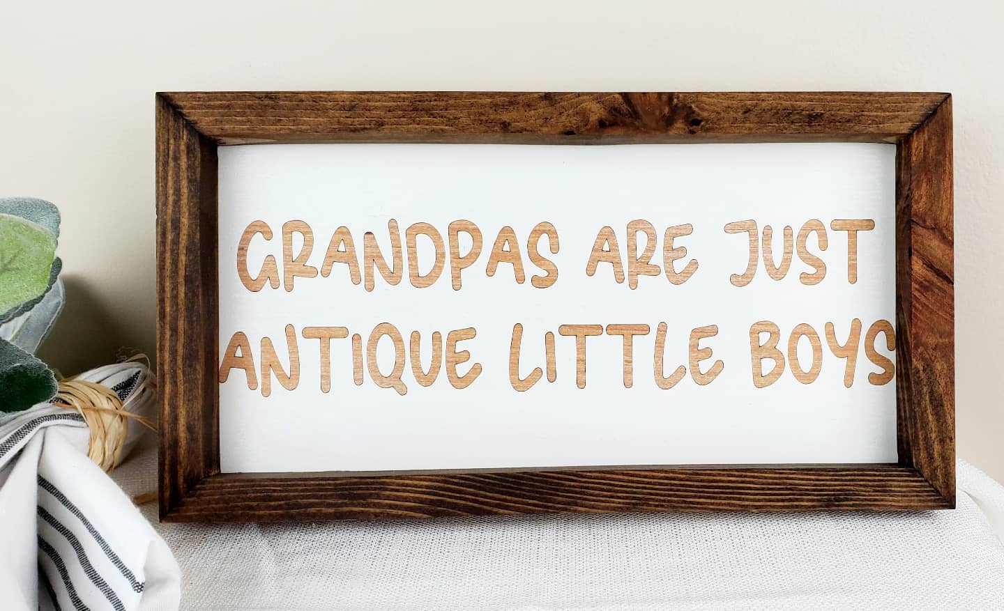 Grandpas, Pawpaws, Pop-Pops, Papas Variety of Signs 6" x 12"